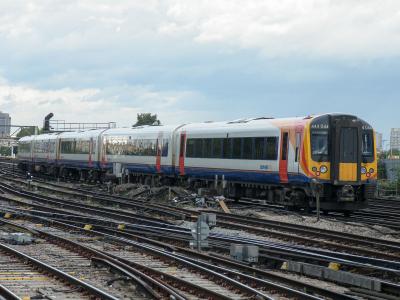 444044 at Clapham Junction. &copy; llamafish