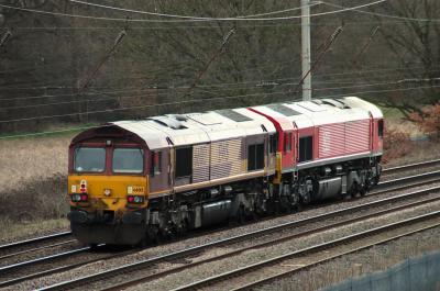 66013 at Winwick. &copy; stevexos