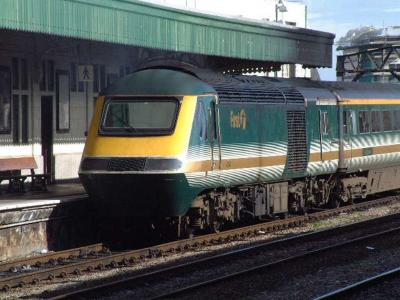 43144 at Cardiff Central. &copy; Byron5574