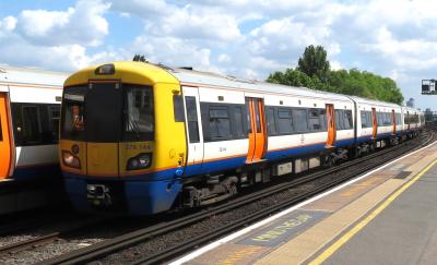 378144 at Clapham Junction. &copy; Geoff