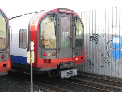 LU91261 at Hainault LU depot. &copy; Byron5574