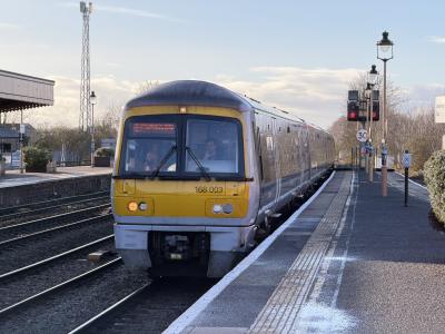 168003 at Leamington Spa. &copy; Luivery