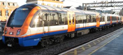 710127 at Bethnal Green. &copy; Geoff