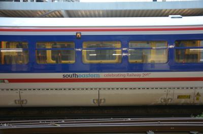 465908 at London Victoria. &copy; AJax