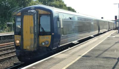 375901 at Tonbridge. &copy; Geoff