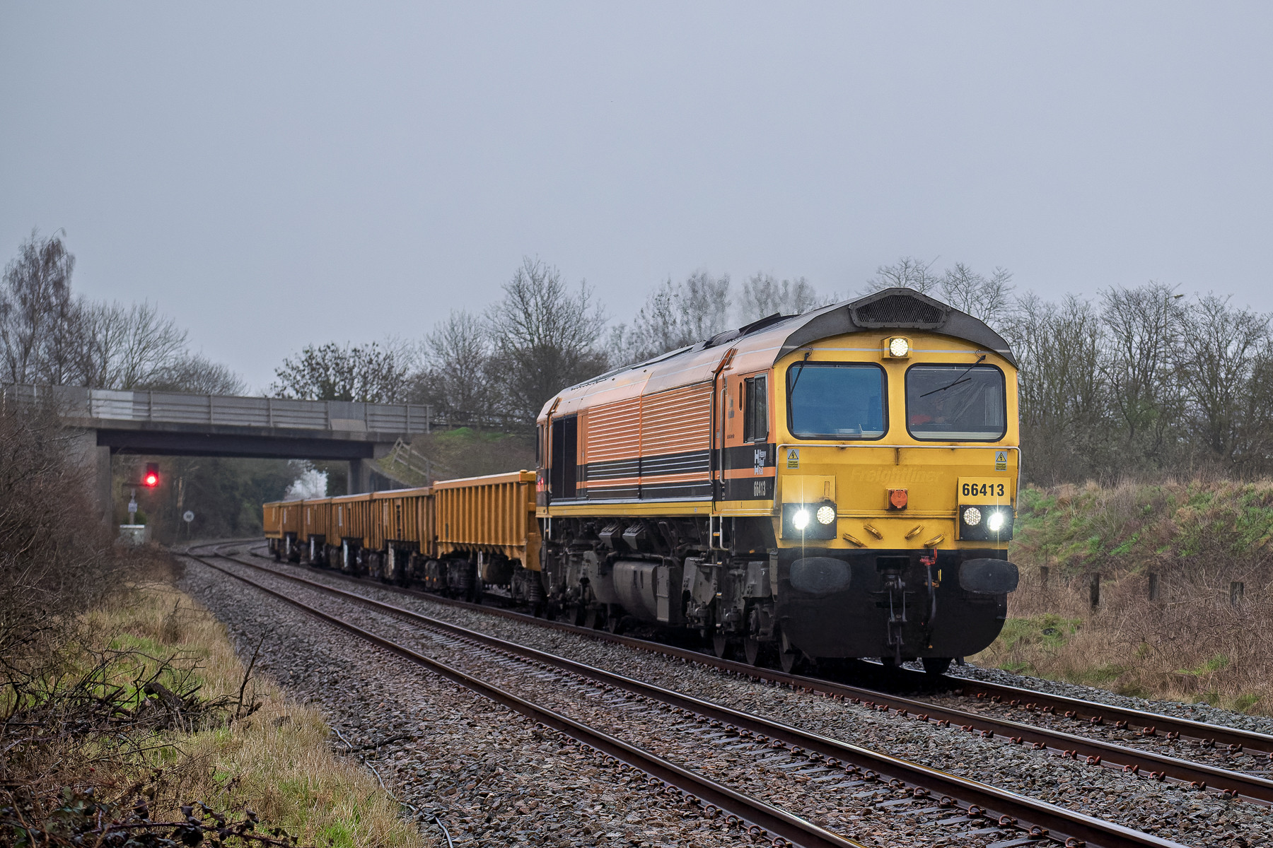 Photo of 66413 at Alrewas — trainlogger