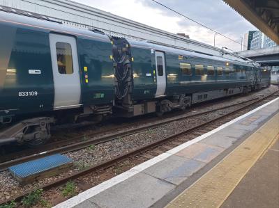 833109 at London Paddington. &copy; MikeMOL