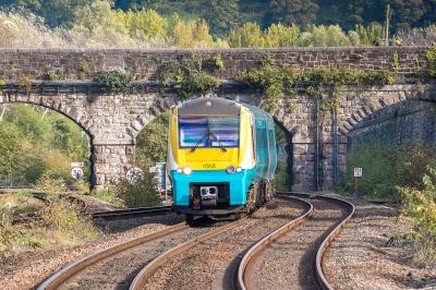 175105 at Llandudno Junction. &copy; Shotts