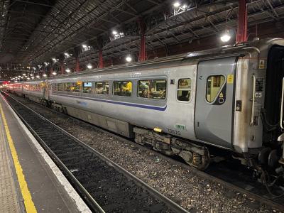 12625 coach at London Marylebone. &copy; Pistolpete008