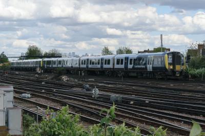 450006 at Clapham Junction. &copy; llamafish