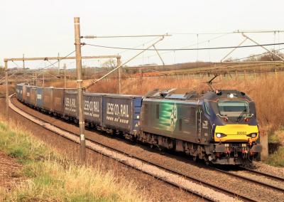 88002 at Acton Bridge (Cheshire). &copy; stevexos