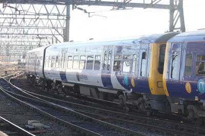 323232 at Manchester Piccadilly. &copy; ConnorsRailPhotography