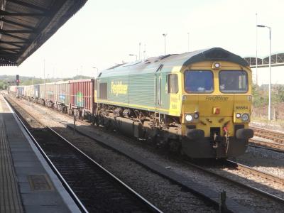photo of 66564 at Westbury