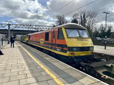 photo of 90011 at Stafford