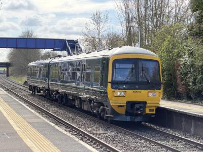 165119 at Kings Sutton. &copy; Luivery