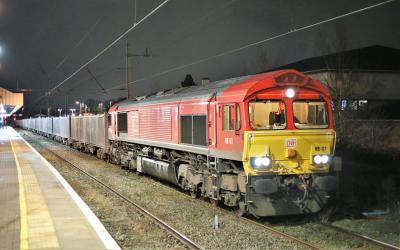 66117 at Warrington Bank Quay. &copy; stevexos