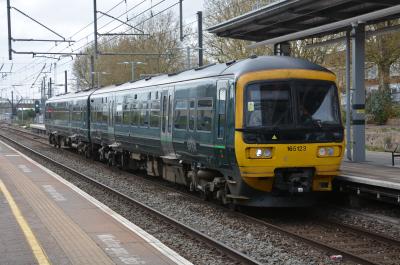 165123 at West Ealing. &copy; AJax