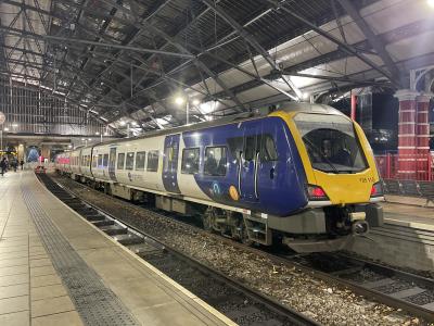 195118 at Liverpool Lime Street. &copy; AJax