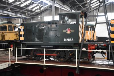 D2868 at Barrow Hill. &copy; MJM
