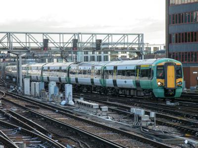 377211 at London Bridge. &copy; llamafish