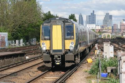 photo of 458419 at Clapham Junction