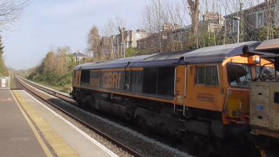 66310 at Keynsham. &copy; JM-Freightliner
