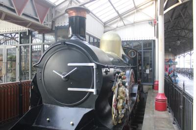 3041 (replica) at Windsor & Eton Central. &copy; SirArchie34059