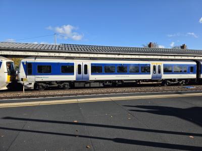 58802 at Princes Risborough. &copy; MikeMOL