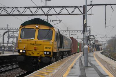 66953 at Shenfield. &copy; Zain