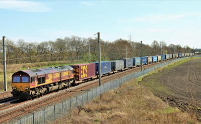 66063 at Winwick. &copy; stevexos