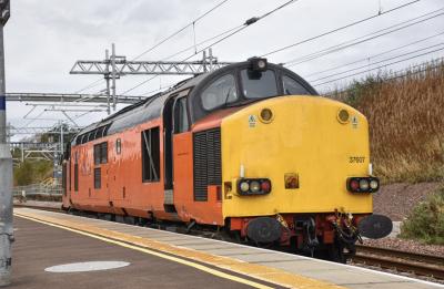 37607 at Carstairs. &copy; Brodie