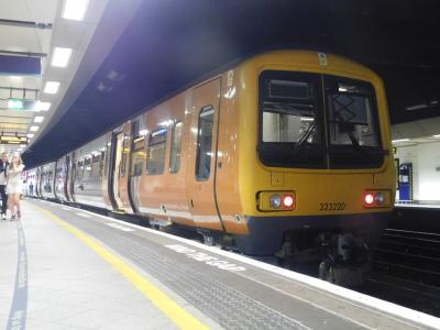 323220 at Birmingham New Street. &copy; Trainman5862