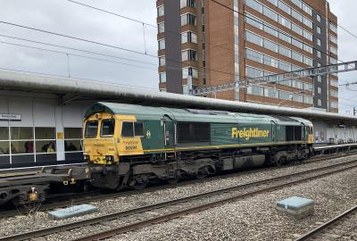 66594 at Swindon. &copy; Pistolpete008