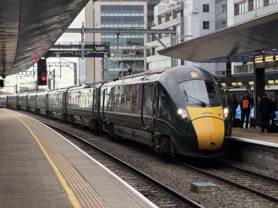 800315 - Class 800 / High-speed multiple unit / fixed formation sets ...
