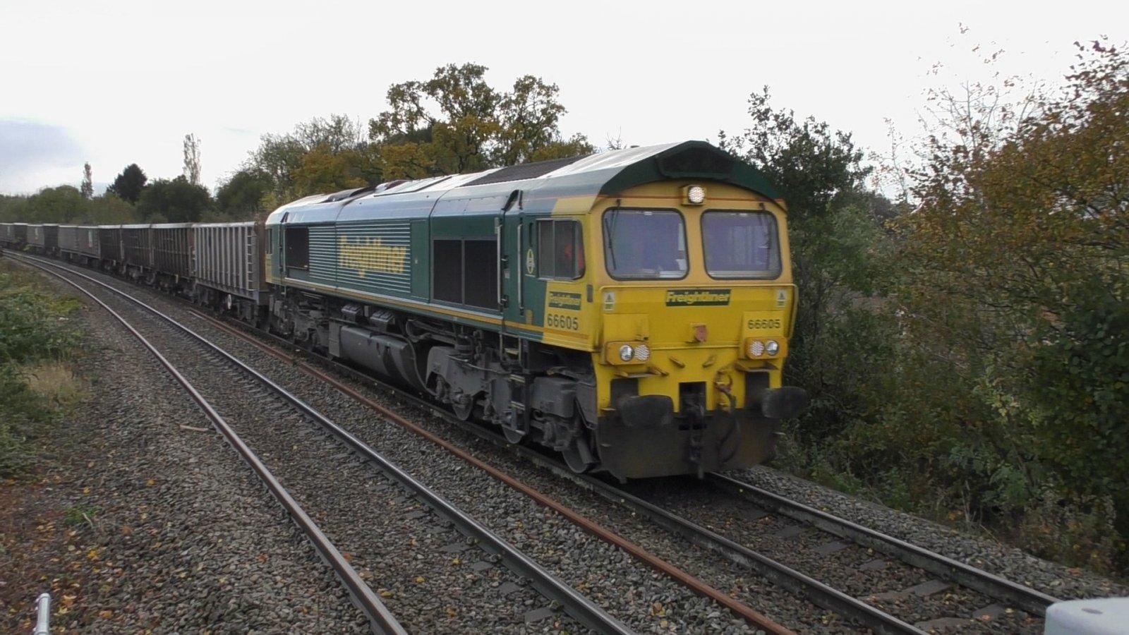 Photo of 66605 at Dilton Marsh — trainlogger