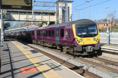 360117 at Kettering. &copy; llamafish