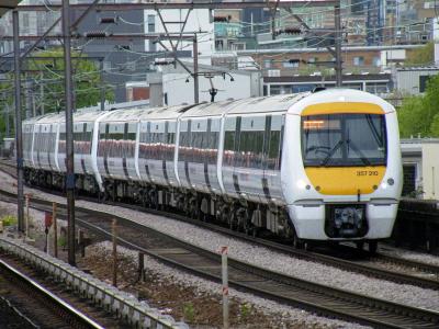 357210 at Shadwell. &copy; llamafish