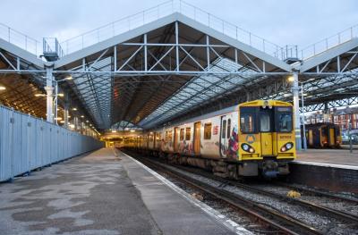 507002 at Southport. &copy; Brodie