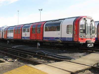 LU91187 at Hainault LU depot. &copy; Byron5574