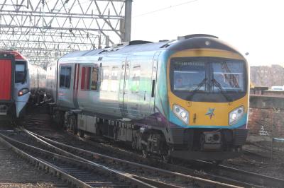 185109 at Manchester Piccadilly. &copy; ConnorsRailPhotography