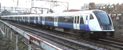 345033 at Bethnal Green. &copy; Geoff