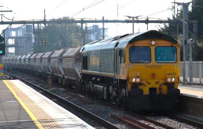 66537 at Hayes & Harlington. &copy; stevexos