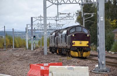 37518,37685 at Carstairs. &copy; Brodie