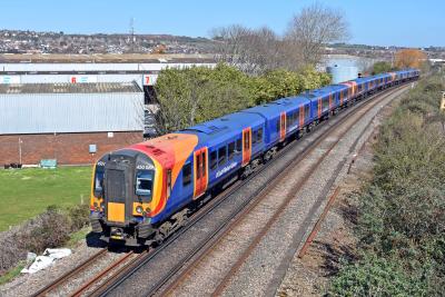 450067 at Hilsea. &copy; Bestieboy
