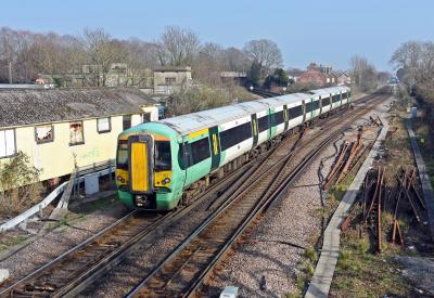 377101 at Havant. &copy; Bestieboy