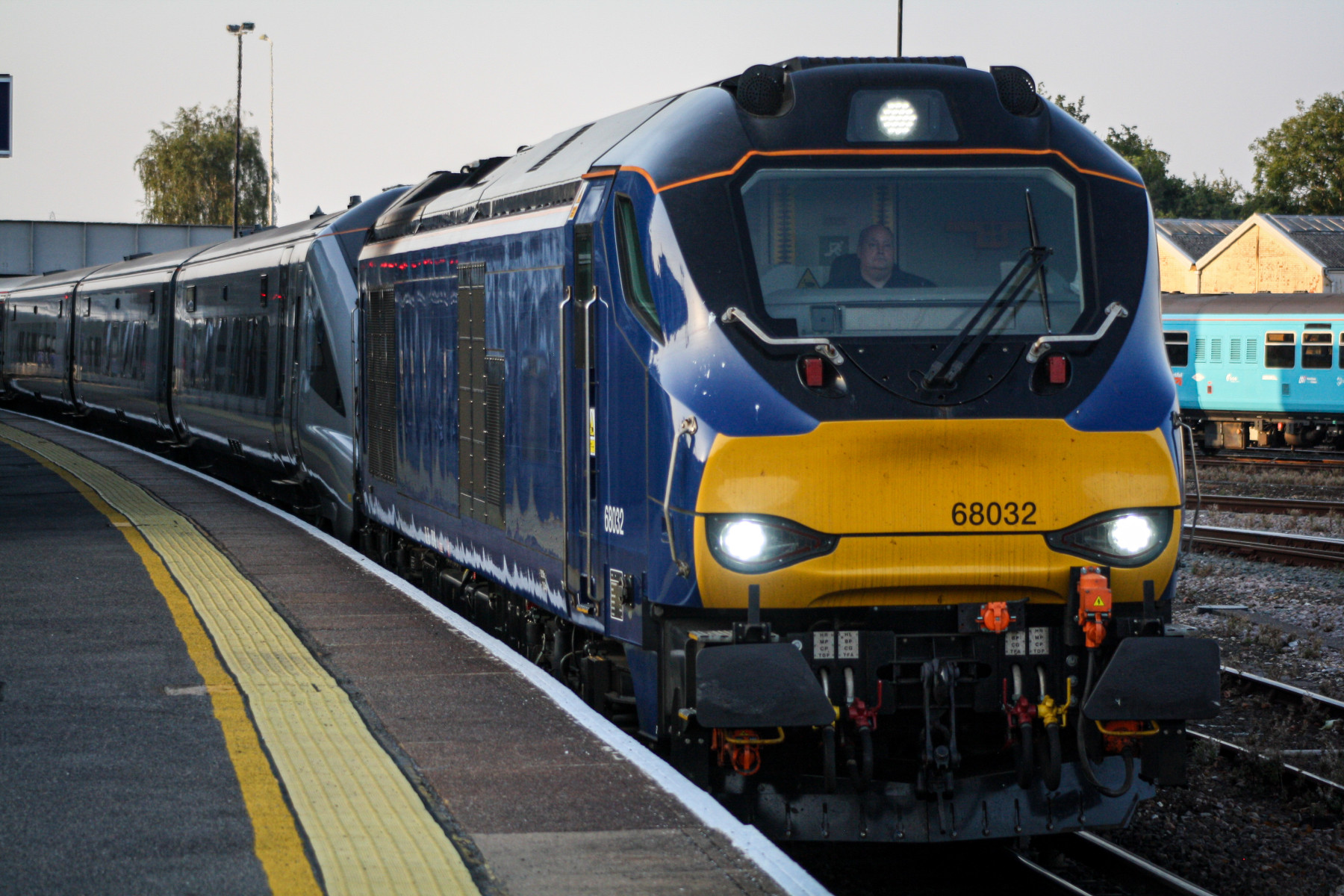 Photo of 68032 at Eastleigh — trainlogger
