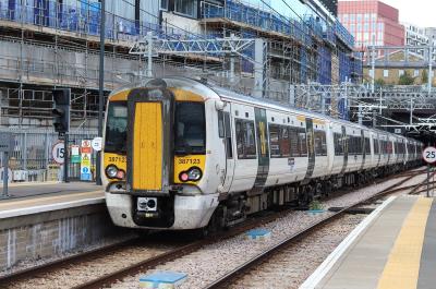 387123 at London Kings Cross. &copy; railwork