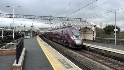 810006 at Kettering. &copy; Luivery