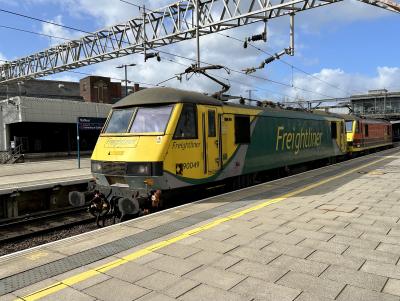 photo of 90049 at Stafford