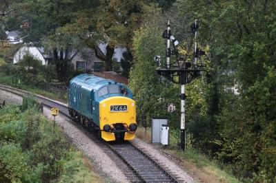 6975 at South Devon Railway - Buckfastleigh. &copy; trainlogger